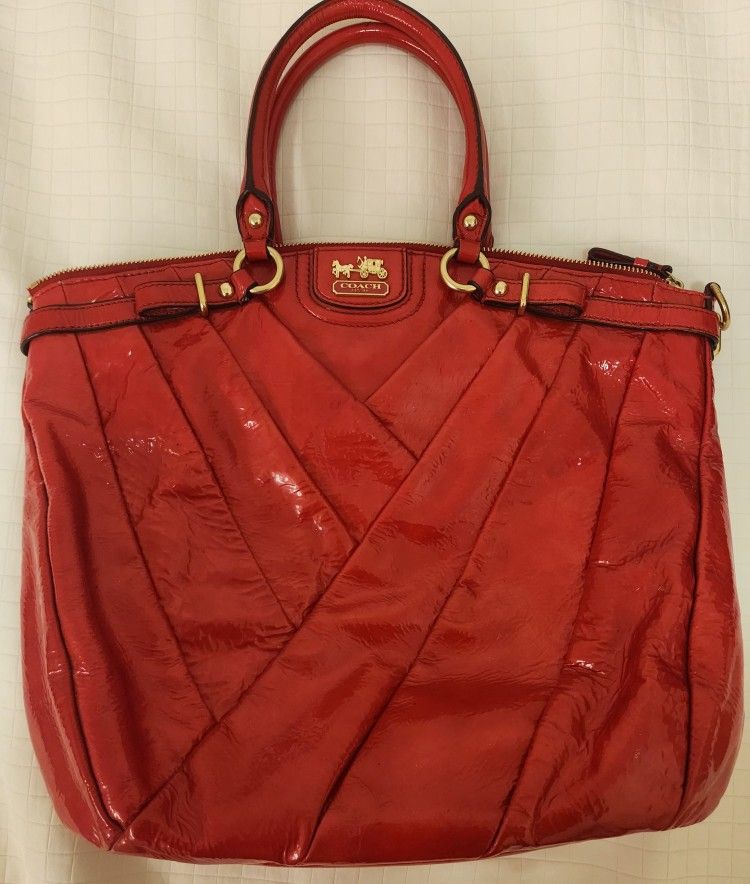 Coach Red Patent Leather Satchel – Gold Hardware – GREAT Condition