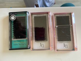 Lash trays