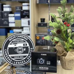 Canon R100 Camera Kit