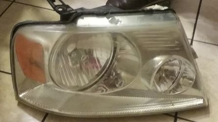 Right headlight