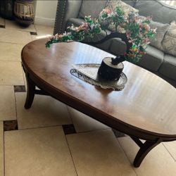 Oval Wood Coffee Table 49x36