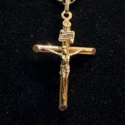 10k Cross Pendant 