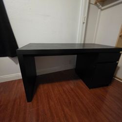 IKEA Malm Desk Table in Black-Brown