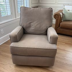Best Brand Swivel Recliner