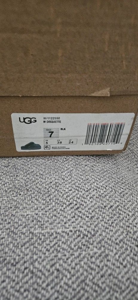 Ugg 7