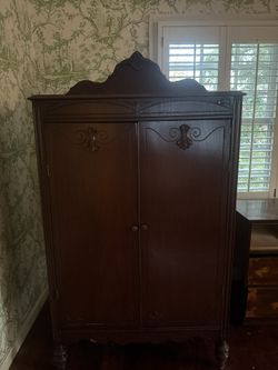 MOVING SALE