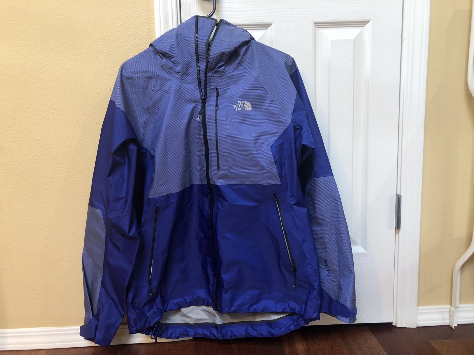 The North Face Summit Series Edition Jacket 
