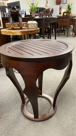 Round table