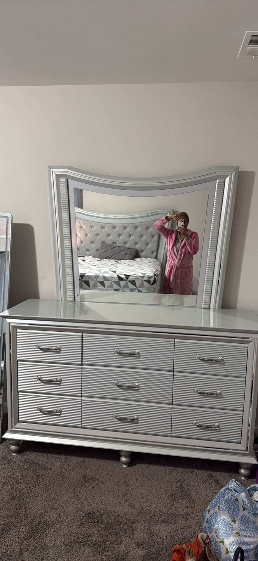 Bedroom Furniture For Sale In Newark (new Jersey)