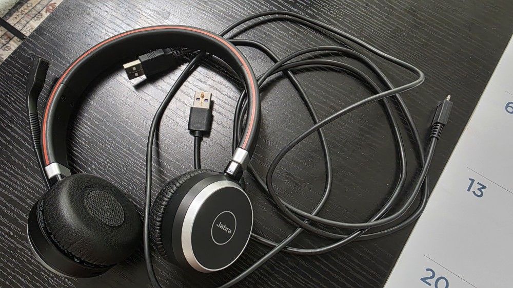Headphones 