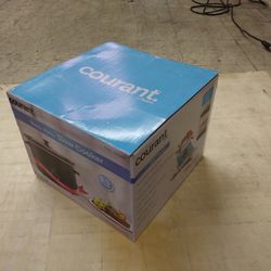 Open Box Courant 5 Quart Slow Cooker - Black Matte
CSC-5024K