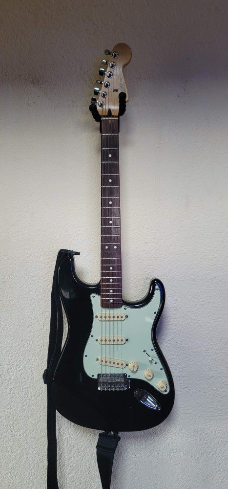 Fender Stratocaster Early 2000s MIM