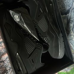 Jordan 4 Black cats 
