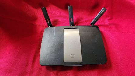 Linksys Wireless ROUTER 
