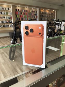 Cosmic Orange iPhone 17 Pro Max 
