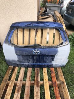 Tail gate Prius V 12 & 13 & 14 & 15