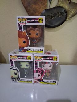 #114-116 Three piece Monster High set
