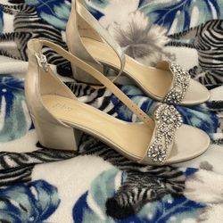 Heels 👠 Betsy Johnson 