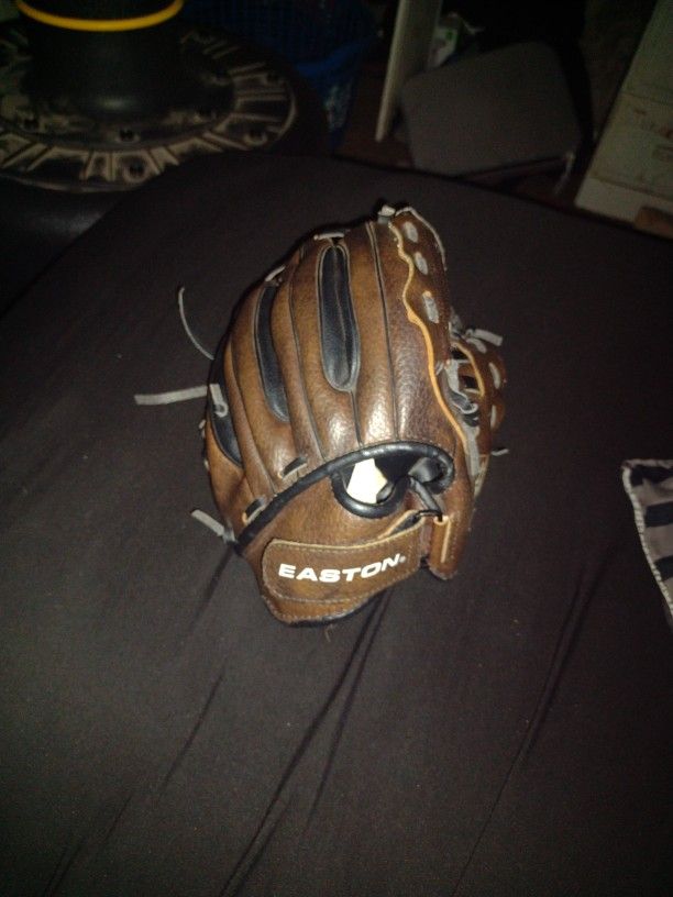 I Used This Glove About Two Times Then I Forgot About It