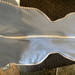 Swaddle size medium used a little tear in the back good condition 