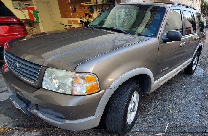 2002 Ford Explorer