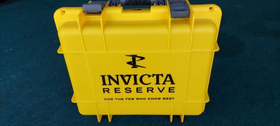 INVICTA 15CT YELLOW RESERVE CASE