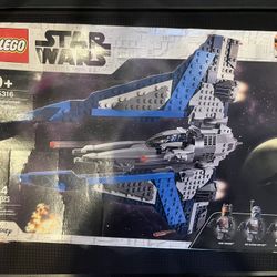 Lego set Mandalorian