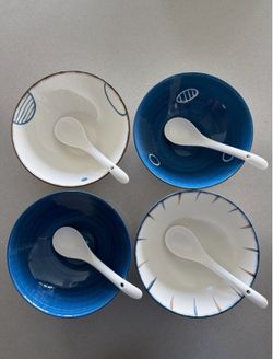 4 Ceramic Ramen Bowls