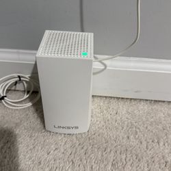 2 Nodes - Linksys WHW01 Wifi Mesh Routers