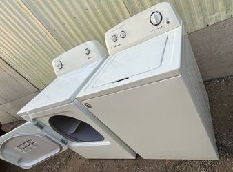 Washer and dryer set Amana whirlpool high Efficiency