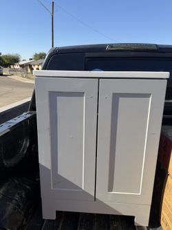 Vanity 24in Crack Look Pictures 