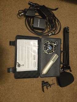 MXL 2008 microphone