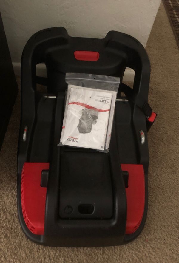Britax B Safe 35 Infant Car Seat Base Only For In La Habra Heights Ca Offerup