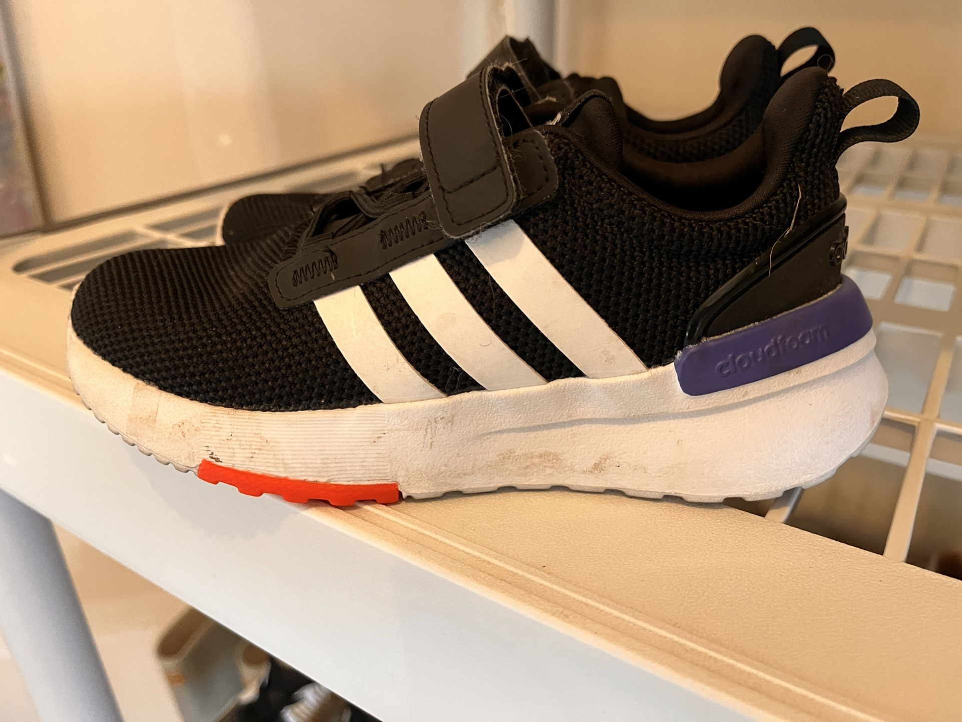 Kids Cloud form Adidas Size 13