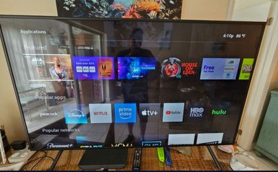  SAMSUNG 55" Class 4K Ultra HD (2160P) HDR Smart LED TV UN55RU7100 (2020)

