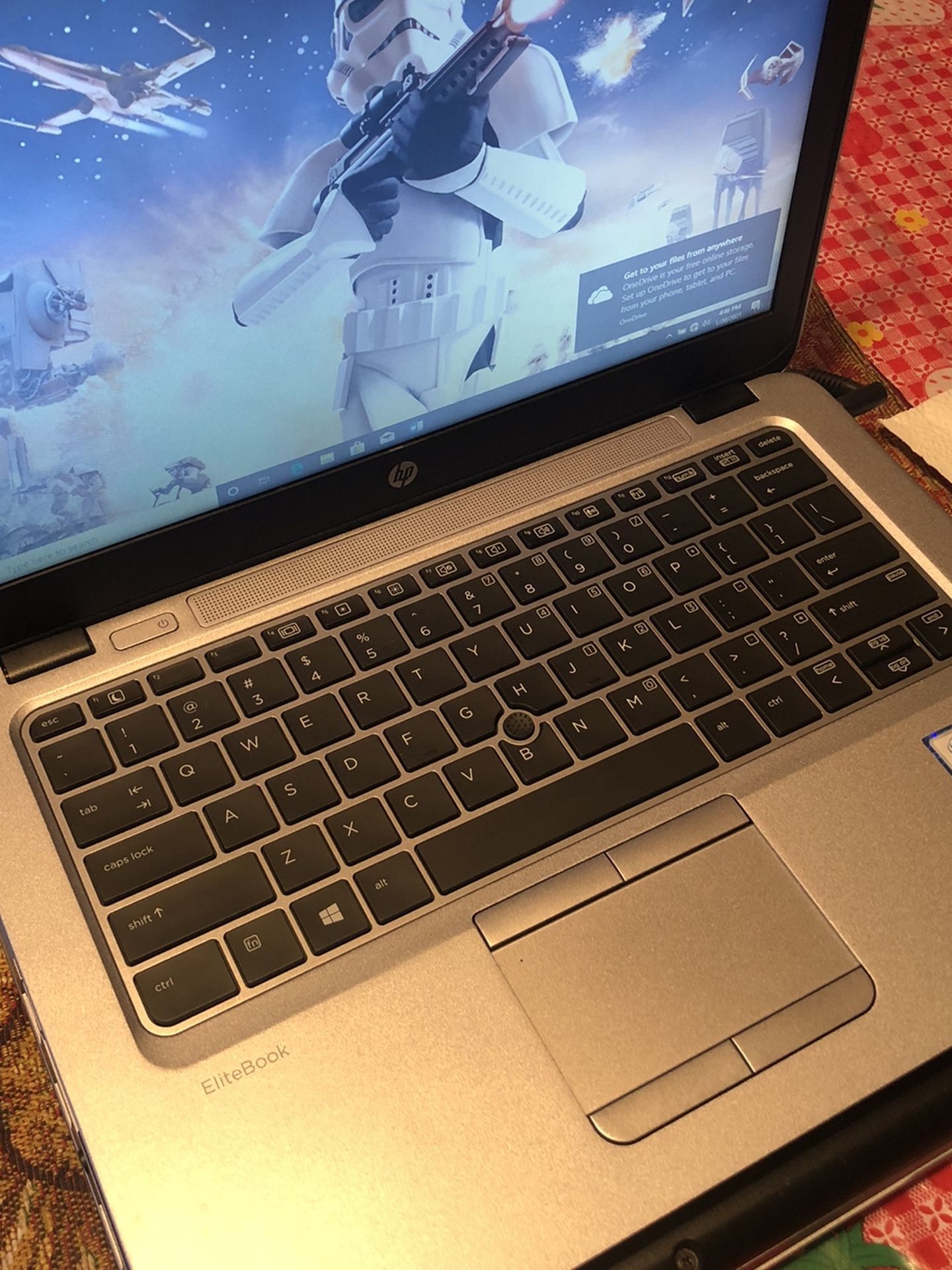 Laptop 12inch HP Corei5 6th Gen 500gb Hd