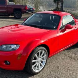 2008 Mazda MAZDA MX-5 Miata RF • Grand Touring Convertible 2D