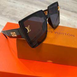 Beautiful Sunglasses 🕶️☀️💰