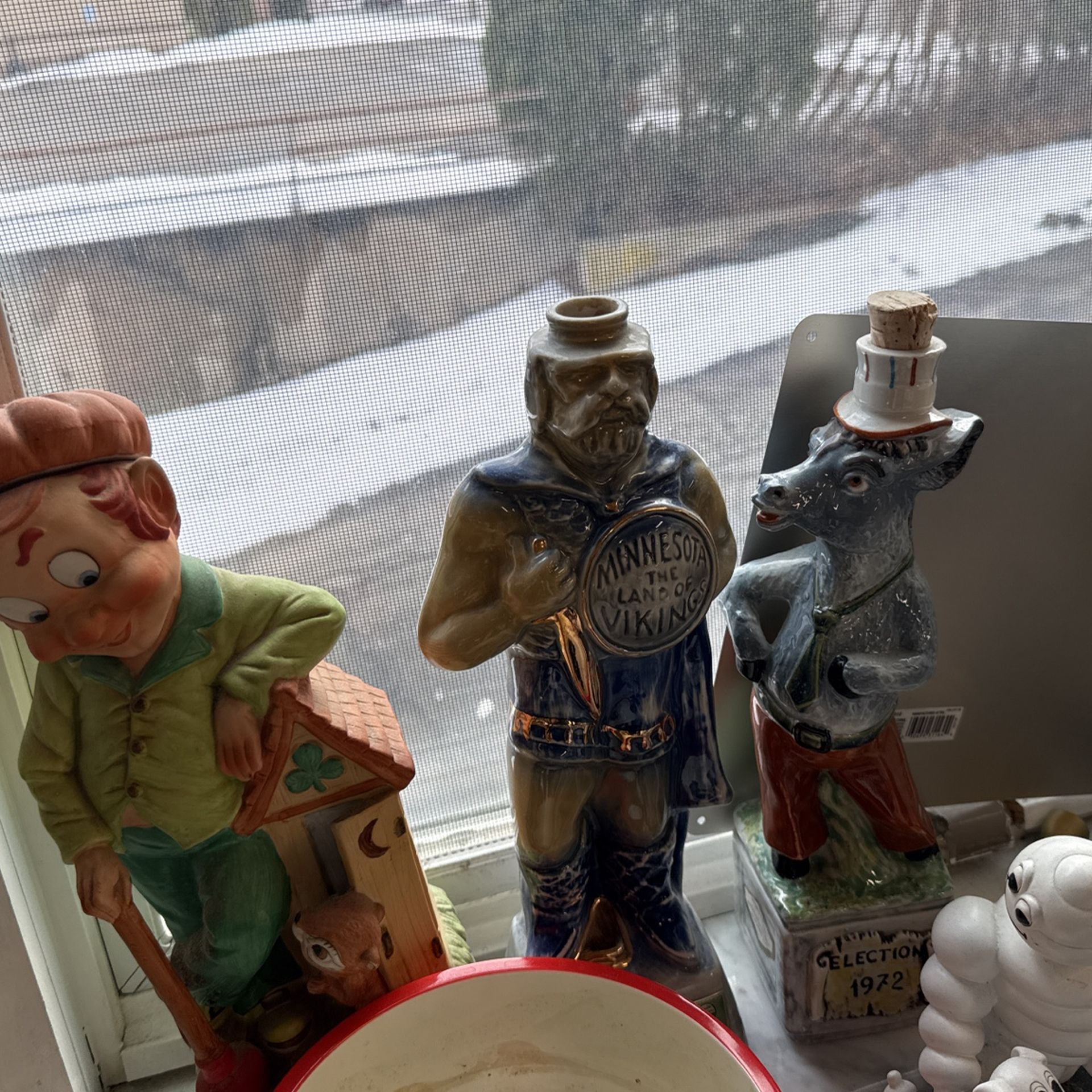 Elvis John Lennon, some Jim Beam bottles make an offer