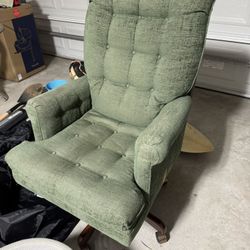 Green Swivel Office Chair