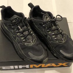 Nike Air Max 270 React Mens Size 10