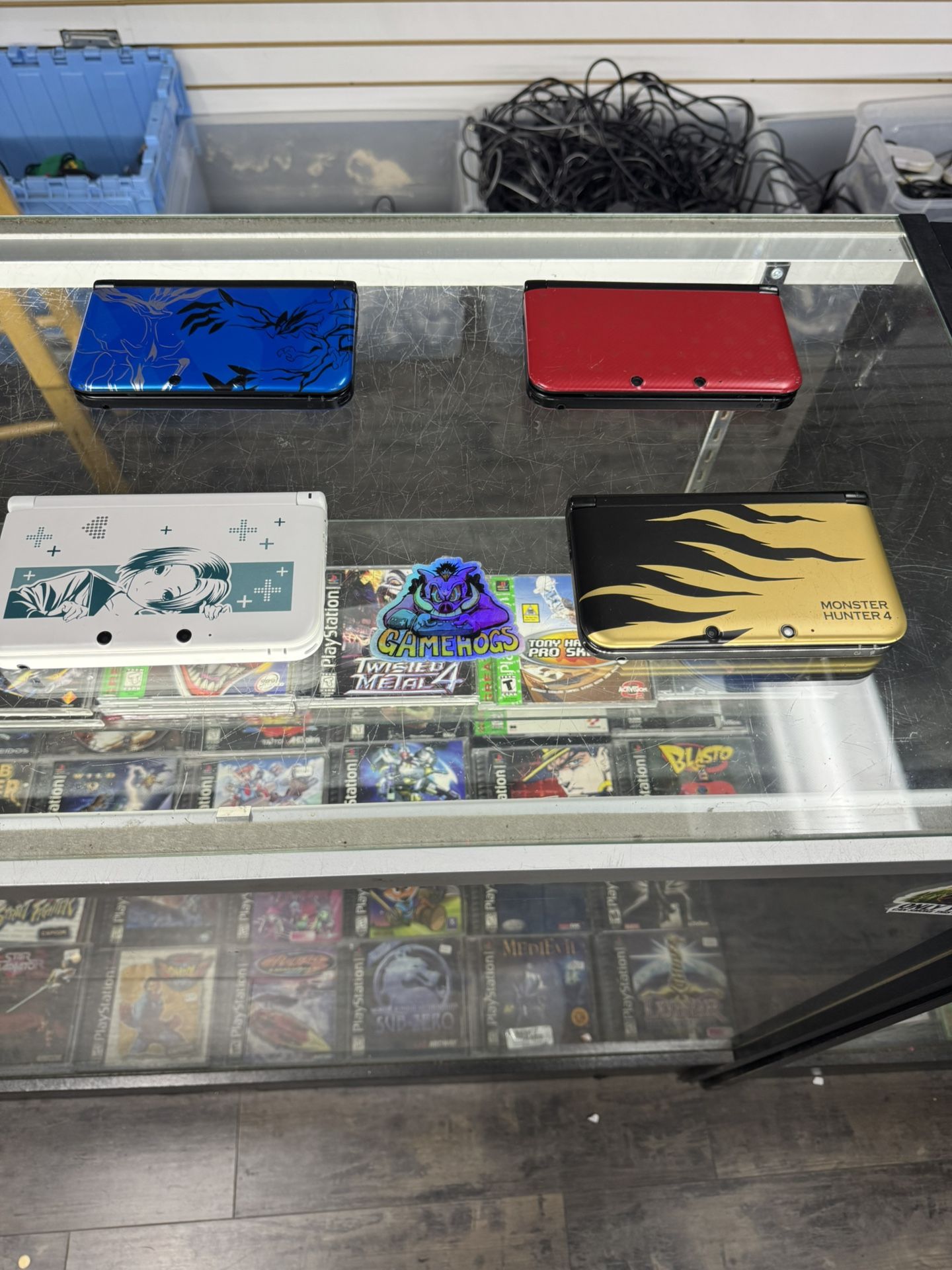 Nintendo 3DS XL With Games $275-$300 Each Gamehogs 11am-7pm