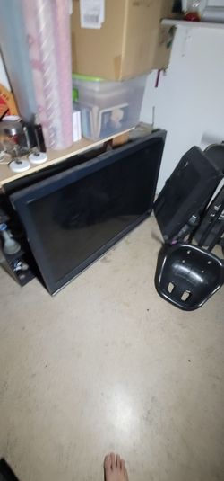 Sony 52" HD 1080p lcd tv