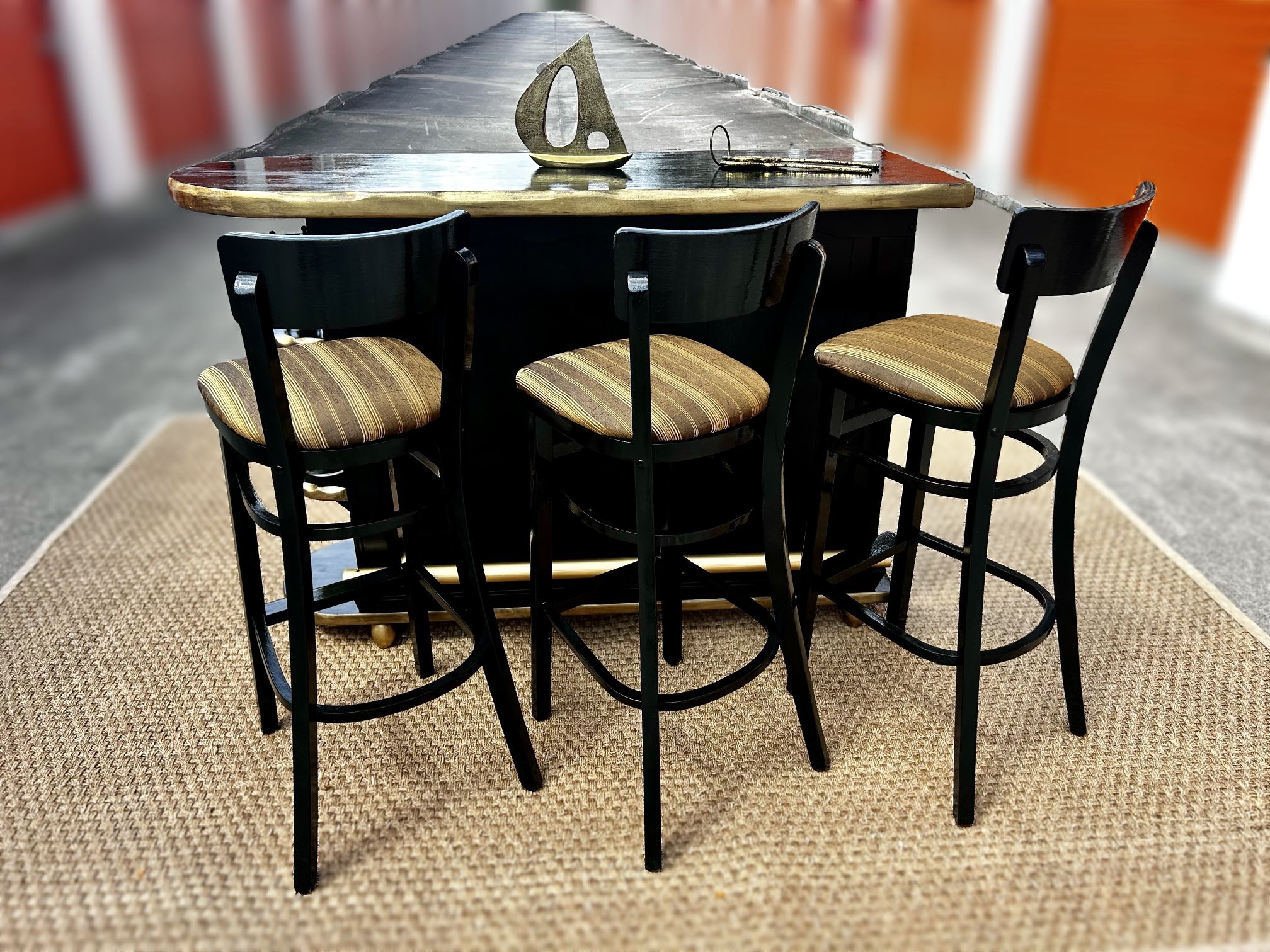 Refinished Wooden Vintage Bar Set In Like New Condition