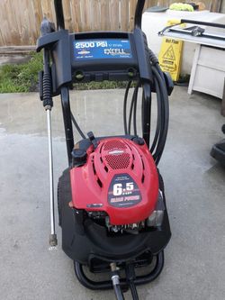 2500 psi Briggs and Stratton Pressure Cleaner