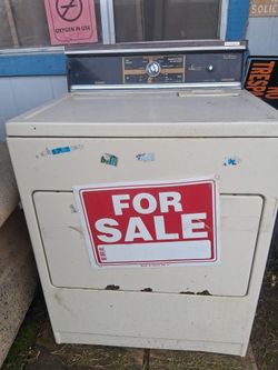 Electronic  Dryer. Older  One But Works And Dry Good  Frand Want To Sell It 