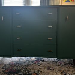 Mid-Century Dresser/Sideboard