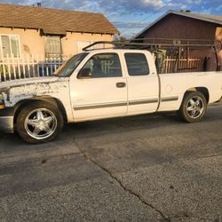 Chevy  2000 