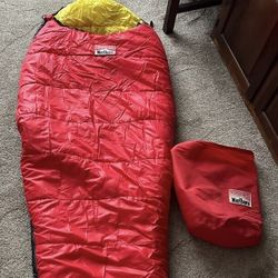 Vintage 90’s Marlboro Zero Degrees Sleeping Bag