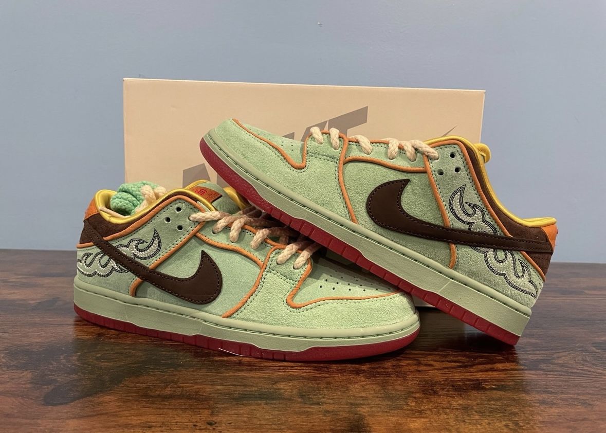 Nike SB Dunk Low Rodeo Tourmaline
